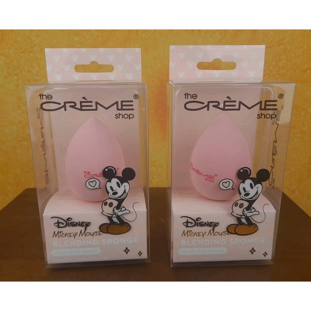 The Creme Shop Disney Mickey Mouse Blending Sponge Limited Edition Drop Shape